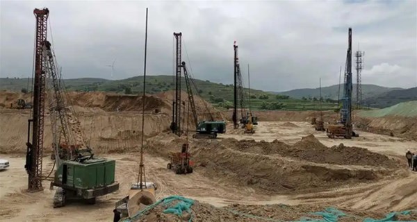 要想保证深基坑支护不塌陷，方法很简单